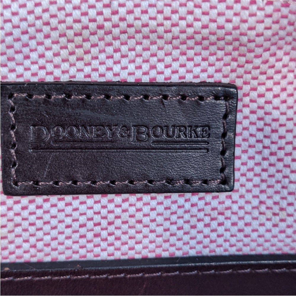 Dooney and Bourke Giraffe Print Weekend Bag - Picture 14 of 16